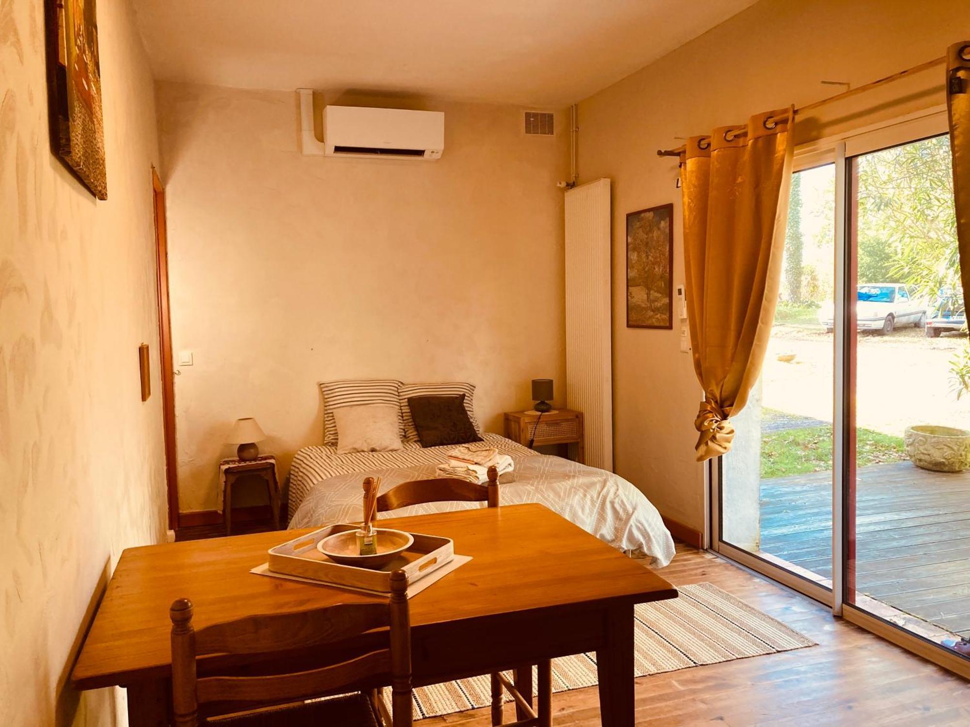 Farm stay Metairie De Moutiques *