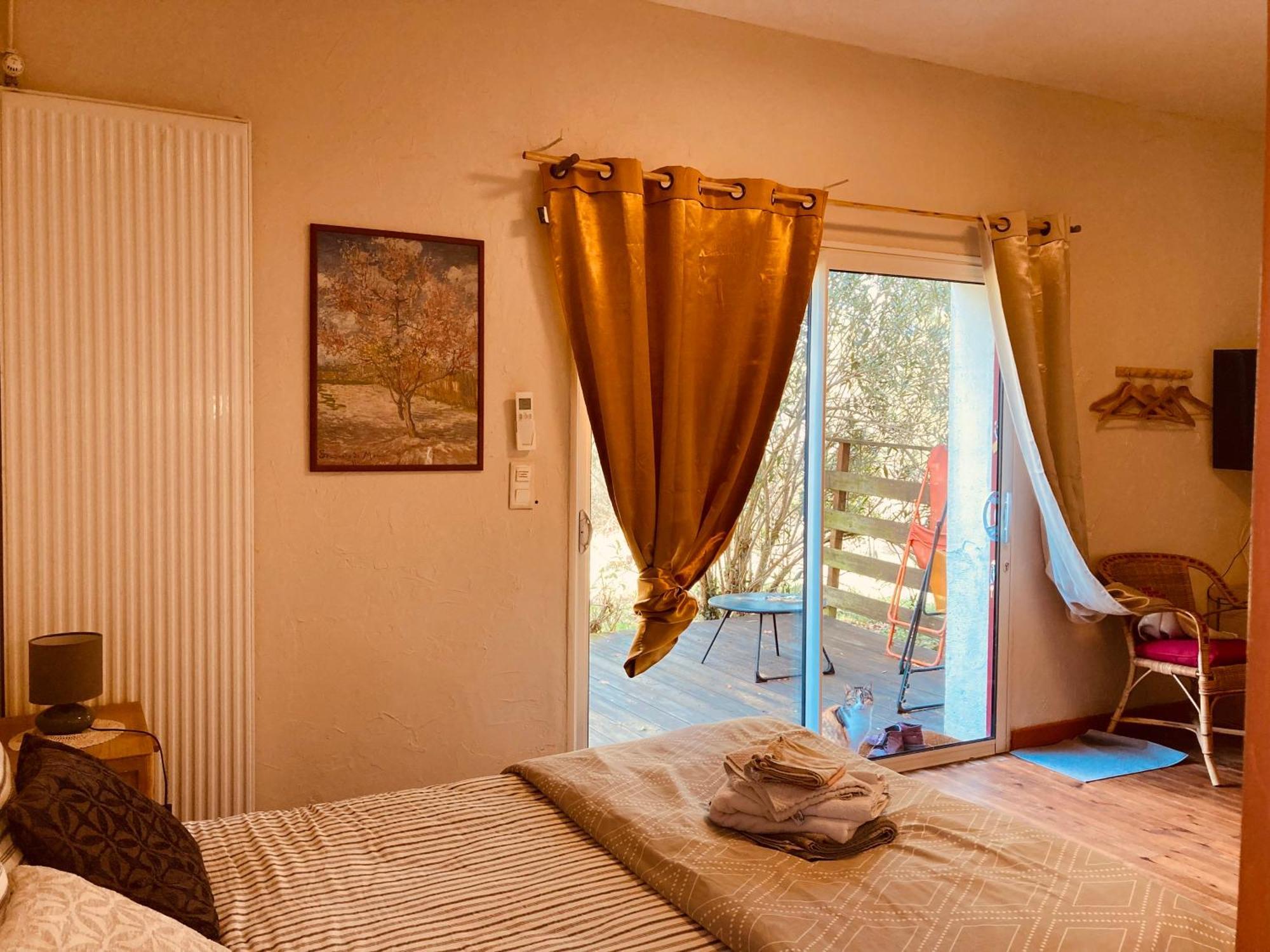 Metairie De Moutiques Farm stay *