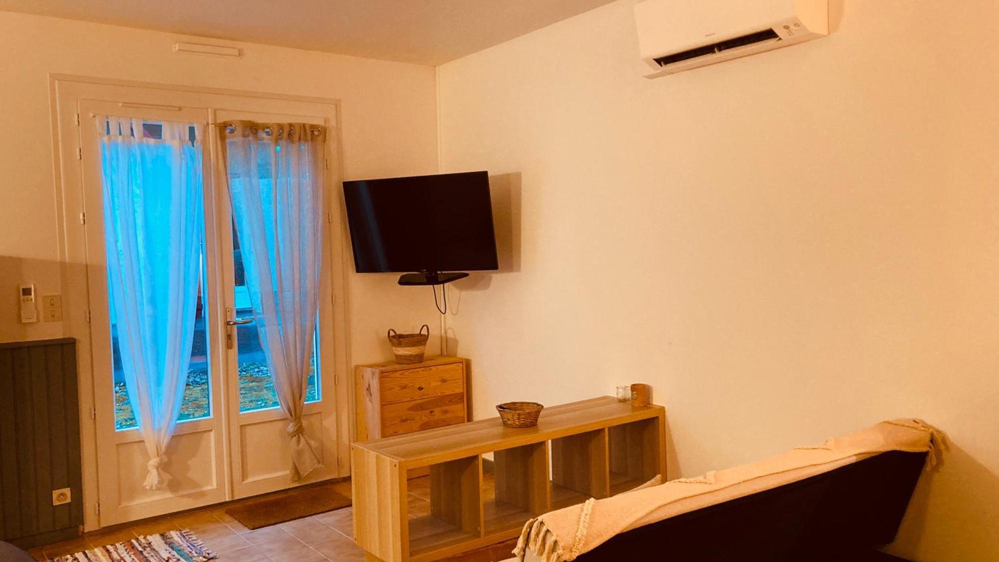 Farm stay Metairie De Moutiques *